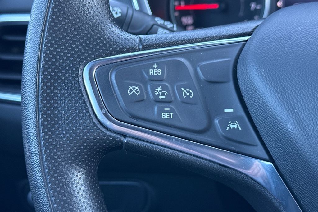 Thumbnail: 2023 Chevrolet Equinox - 29