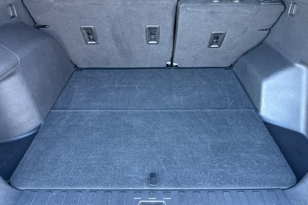 Thumbnail: 2023 Chevrolet Equinox - 16