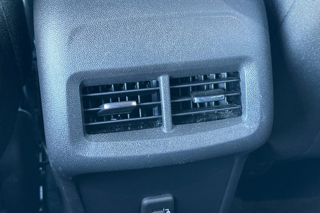 Thumbnail: 2023 Chevrolet Equinox - 23