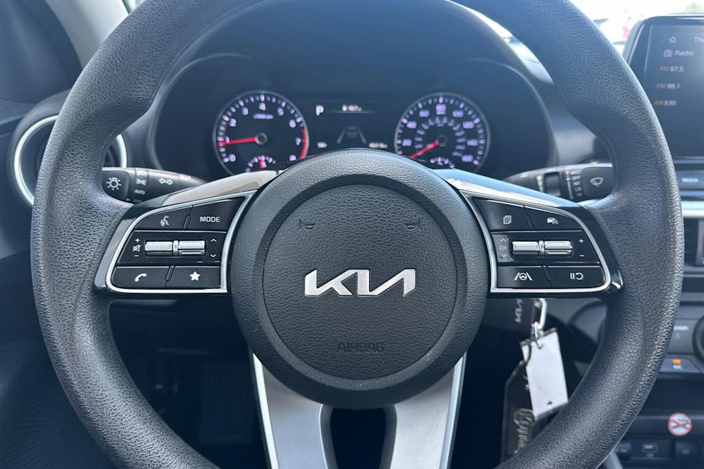 Thumbnail: 2024 Kia Forte - 25