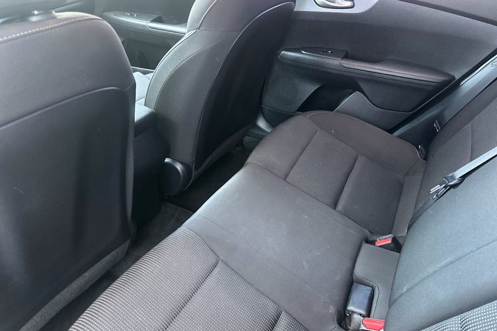 Thumbnail: 2020 Kia Forte - 9