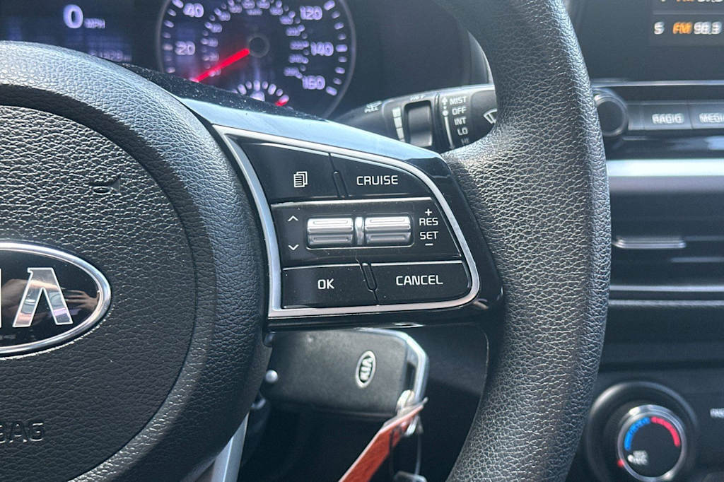 Thumbnail: 2020 Kia Forte - 27
