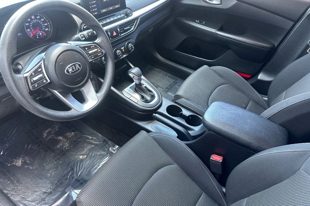 Thumbnail: 2020 Kia Forte - 7