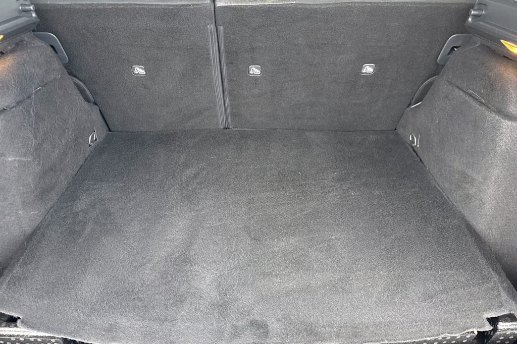 Thumbnail: 2025 Nissan Kicks - 16