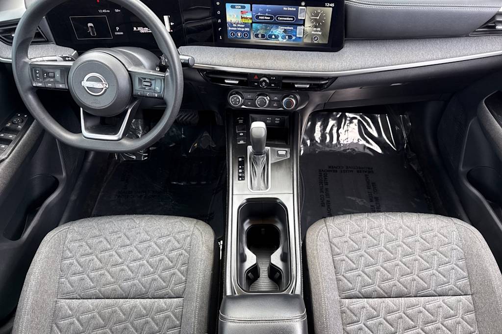 Thumbnail: 2025 Nissan Kicks - 2