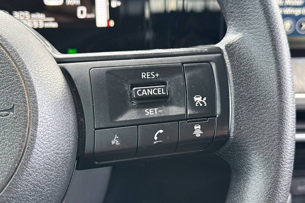 Thumbnail: 2025 Nissan Kicks - 28