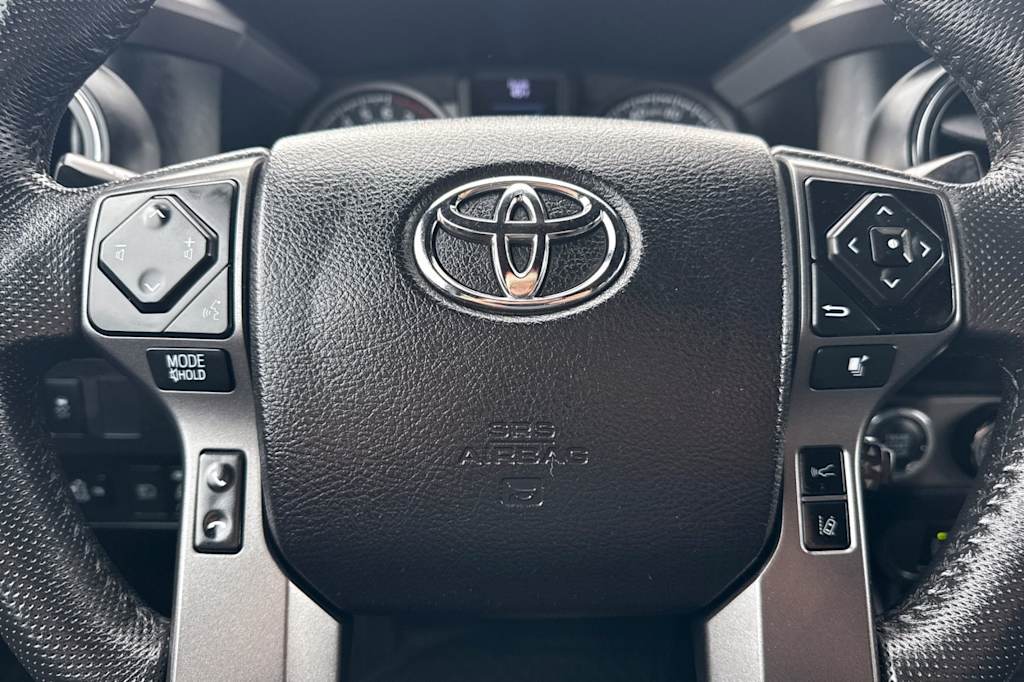 Thumbnail: 2021 Toyota Tacoma - 26