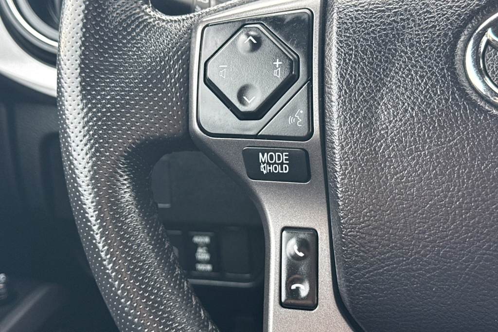 Thumbnail: 2021 Toyota Tacoma - 27