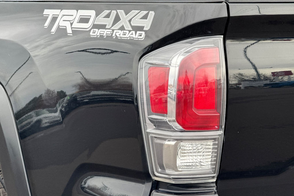 Thumbnail: 2021 Toyota Tacoma - 30