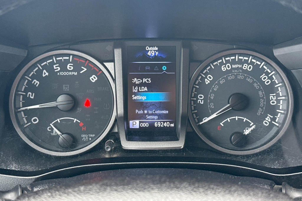 Thumbnail: 2021 Toyota Tacoma - 12