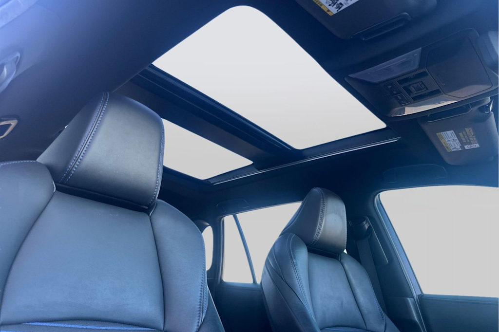 Thumbnail: 2021 Toyota RAV4 - 23