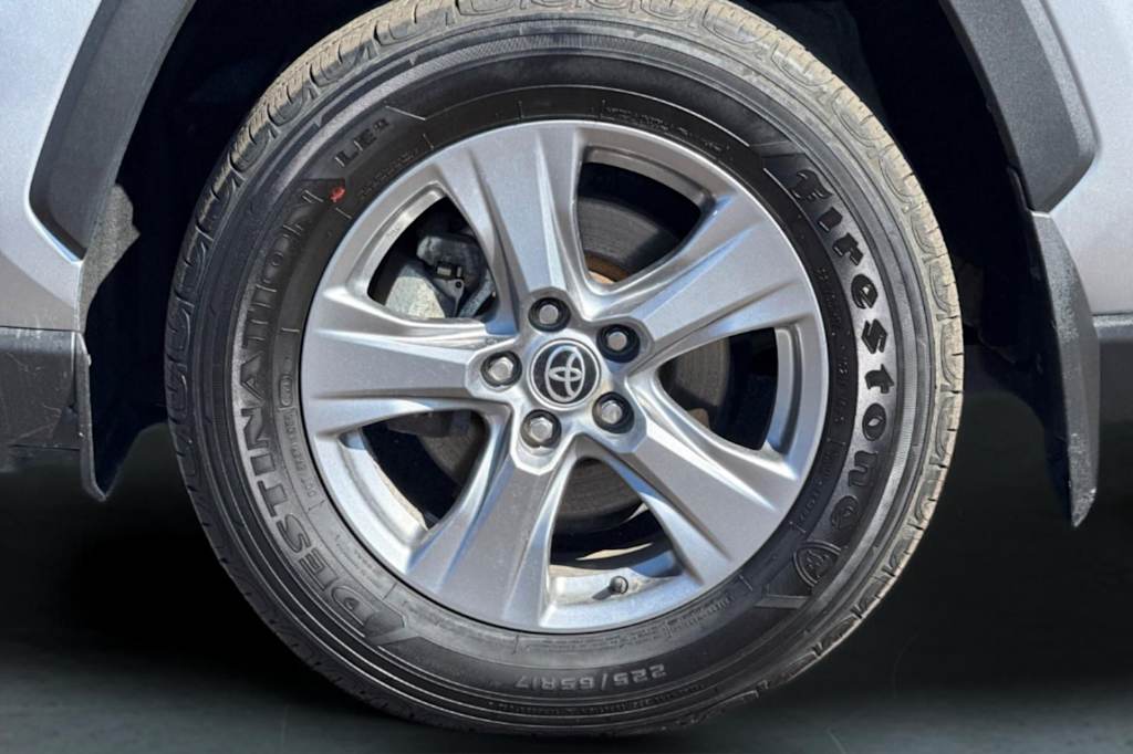 Thumbnail: 2022 Toyota RAV4 - 7