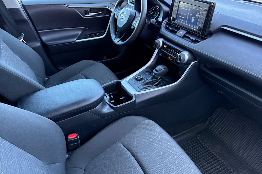 Thumbnail: 2022 Toyota RAV4 - 12