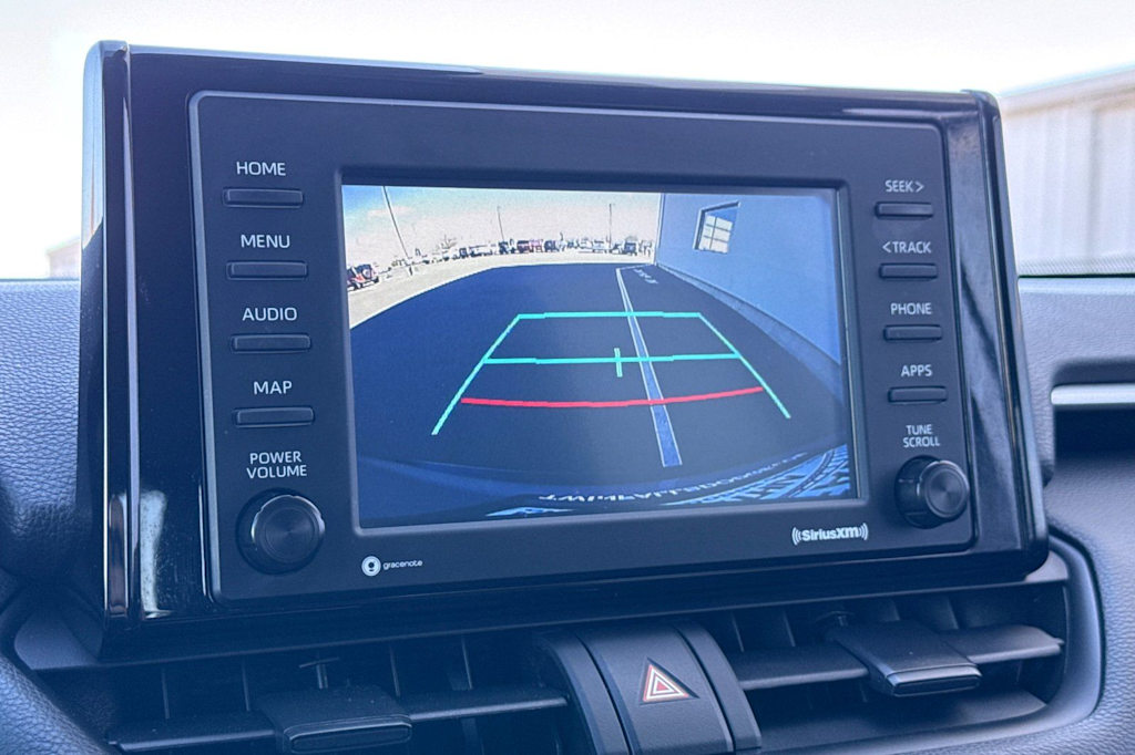 Thumbnail: 2022 Toyota RAV4 - 25