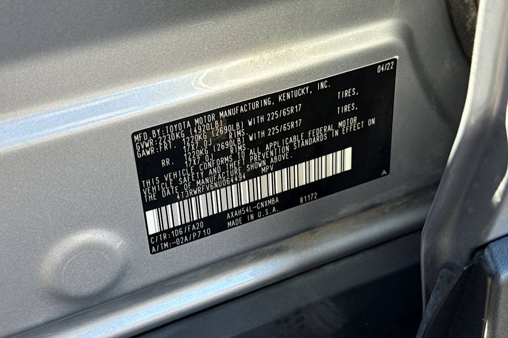 Thumbnail: 2022 Toyota RAV4 - 17