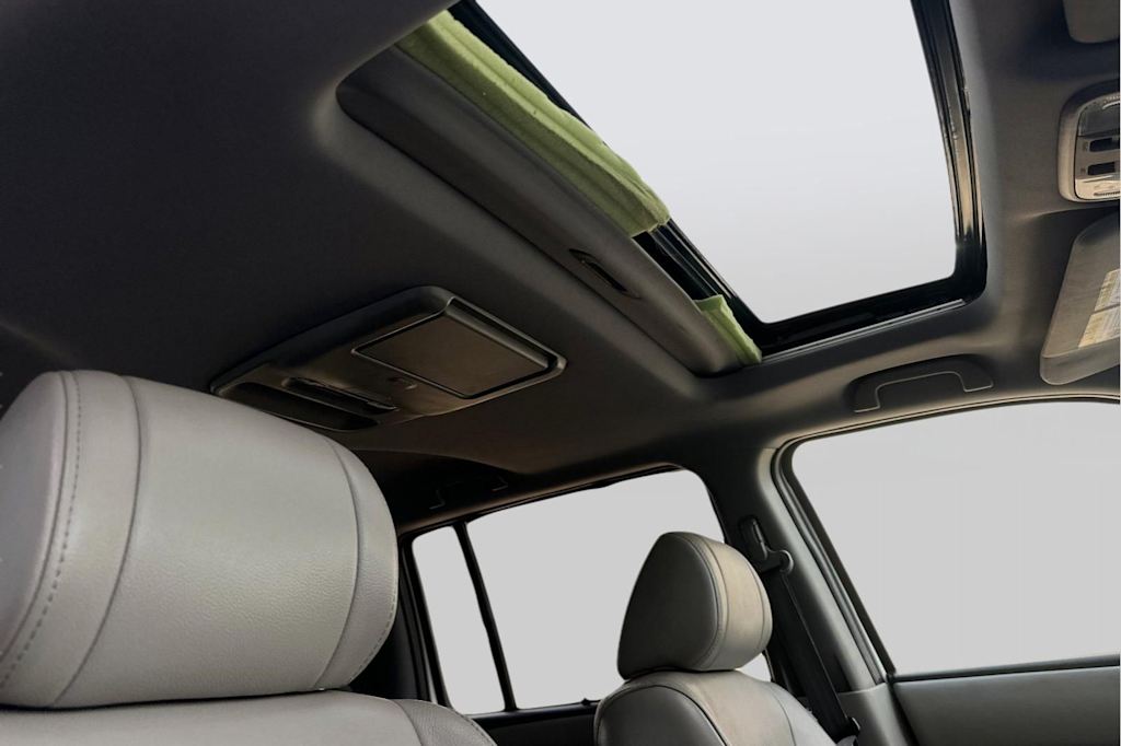 Thumbnail: 2015 Honda Pilot - 23