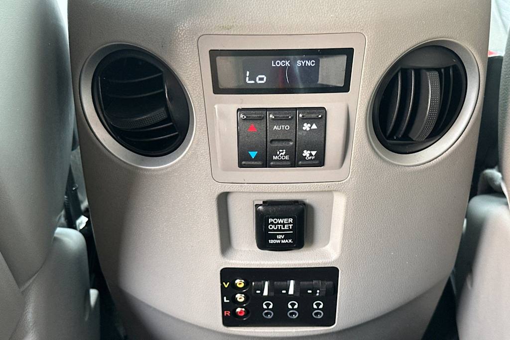 Thumbnail: 2015 Honda Pilot - 21