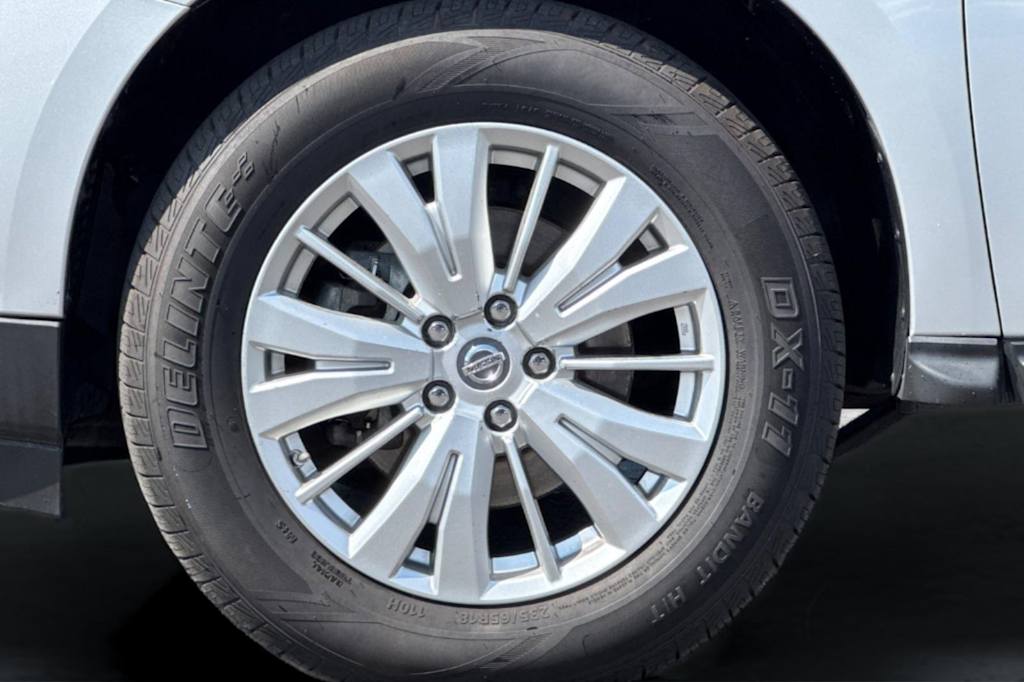 Thumbnail: 2018 Nissan Pathfinder - 7
