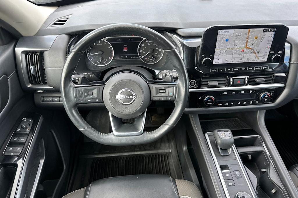 Thumbnail: 2023 Nissan Pathfinder - 11