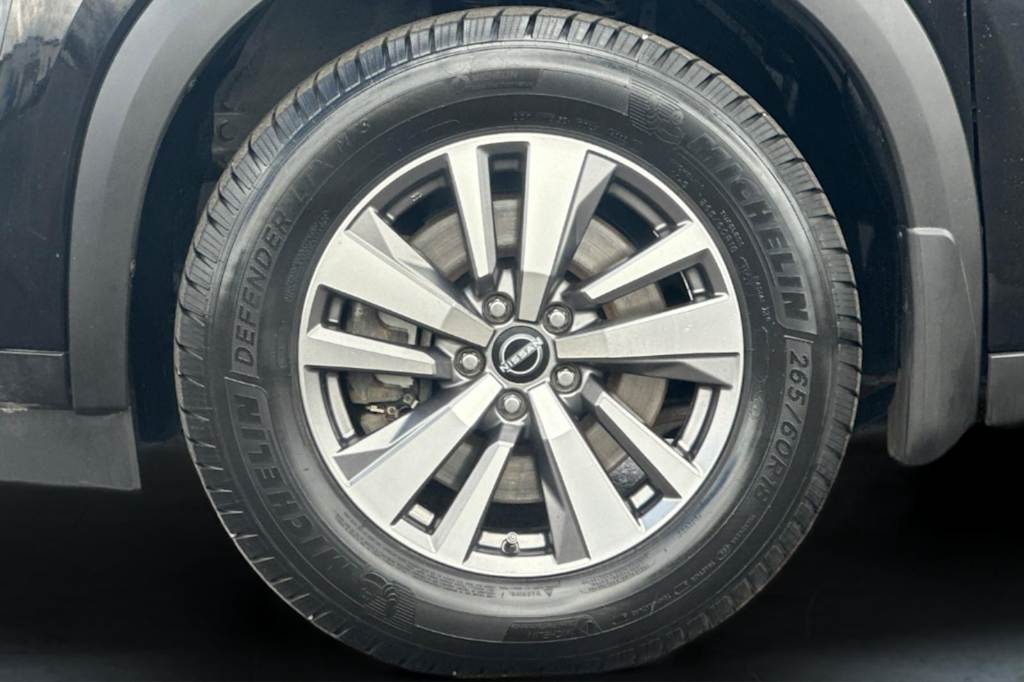 Thumbnail: 2023 Nissan Pathfinder - 7