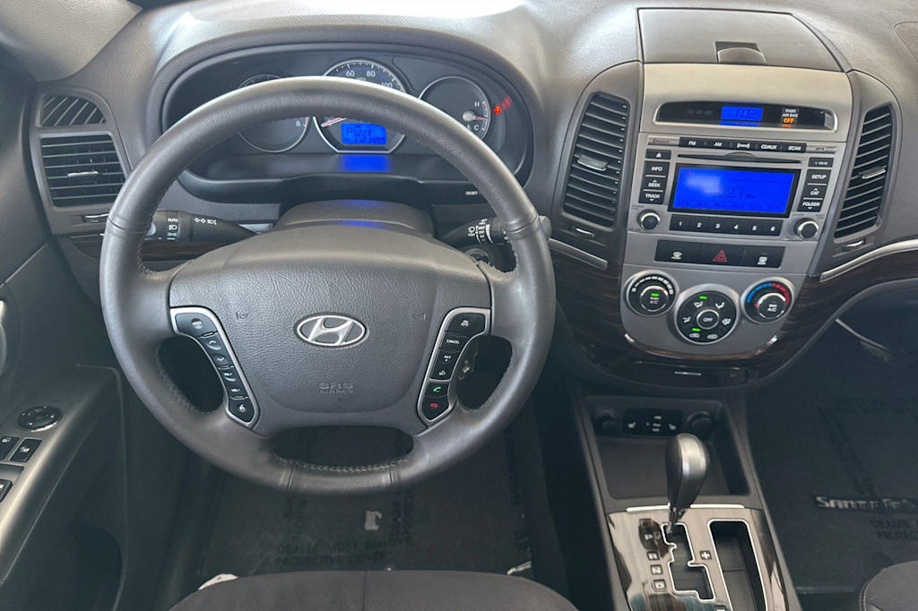 Thumbnail: 2010 Hyundai Santa Fe - 12