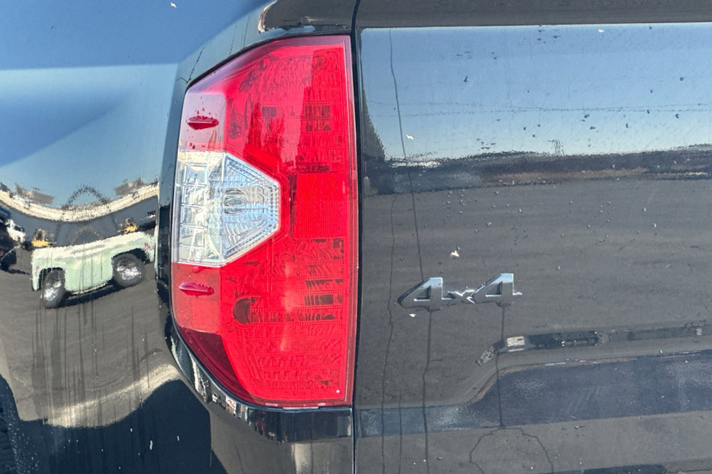 Thumbnail: 2021 Toyota Tundra - 30
