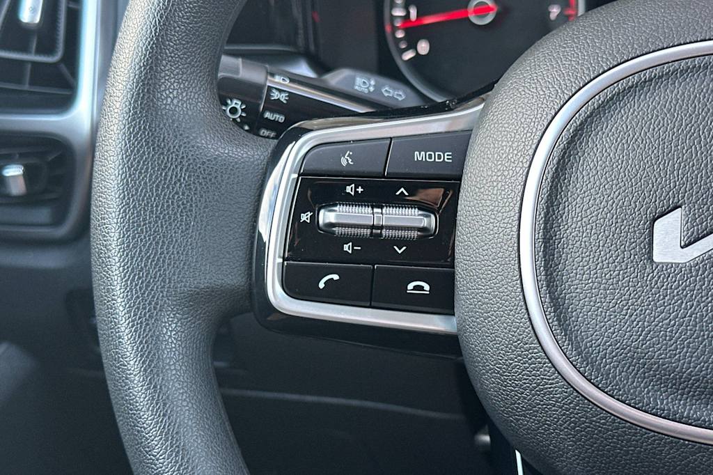 Thumbnail: 2023 Kia Sorento - 27