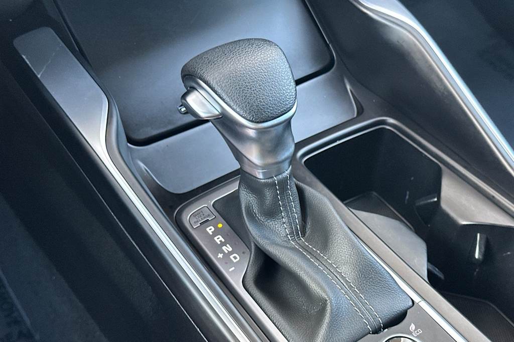 Thumbnail: 2023 Kia Sorento - 25