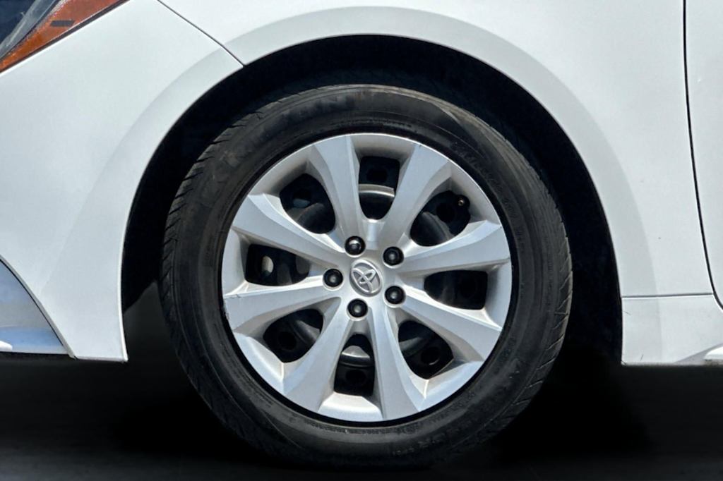 Thumbnail: 2024 Toyota Corolla - 6