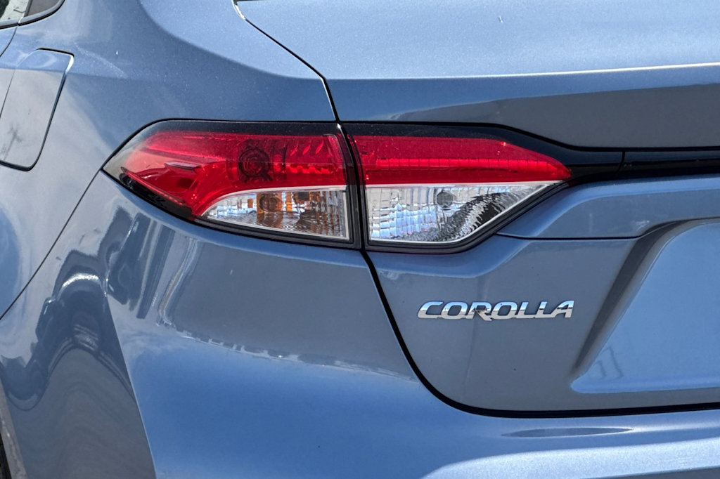 Thumbnail: 2023 Toyota Corolla - 29