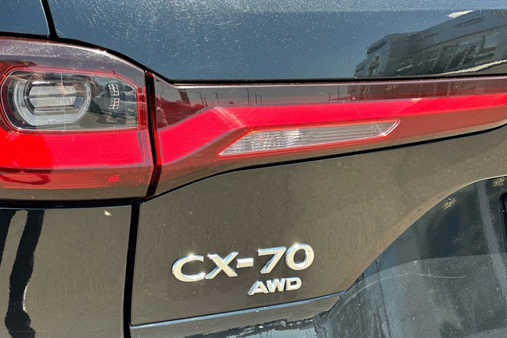 Thumbnail: 2025 Mazda CX-70 - 32