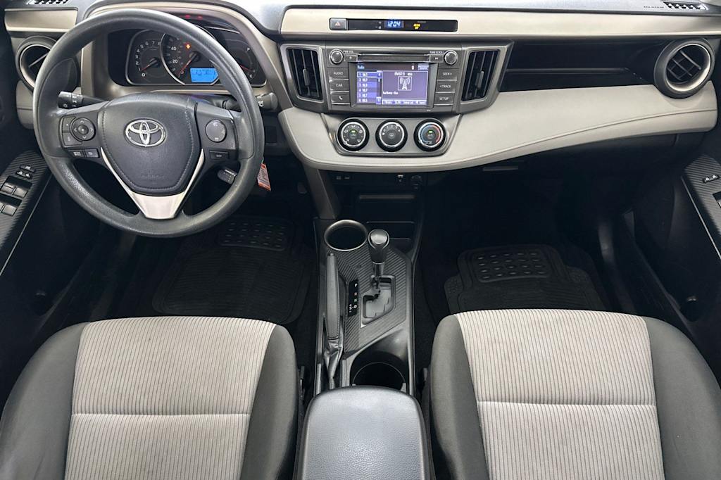 Thumbnail: 2015 Toyota RAV4 - 2