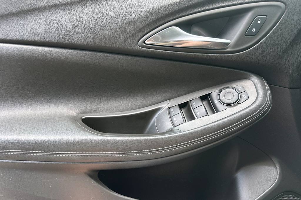 Thumbnail: 2024 Buick Encore GX - 21