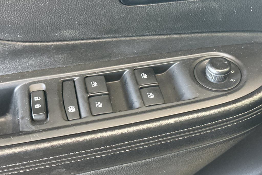 Thumbnail: 2019 Buick Encore - 22
