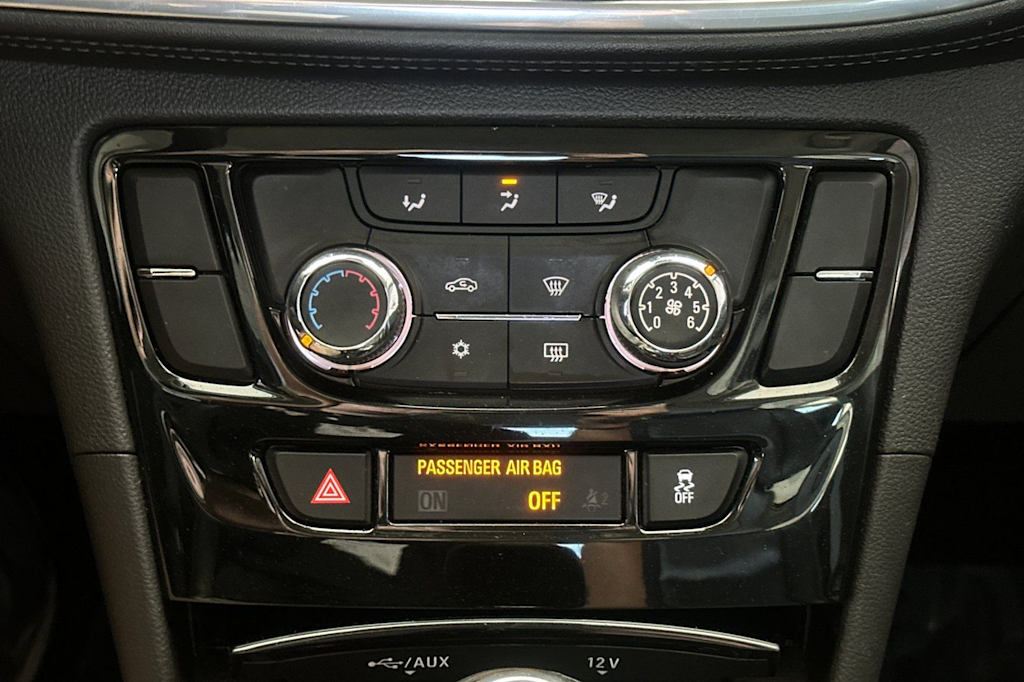 Thumbnail: 2019 Buick Encore - 25