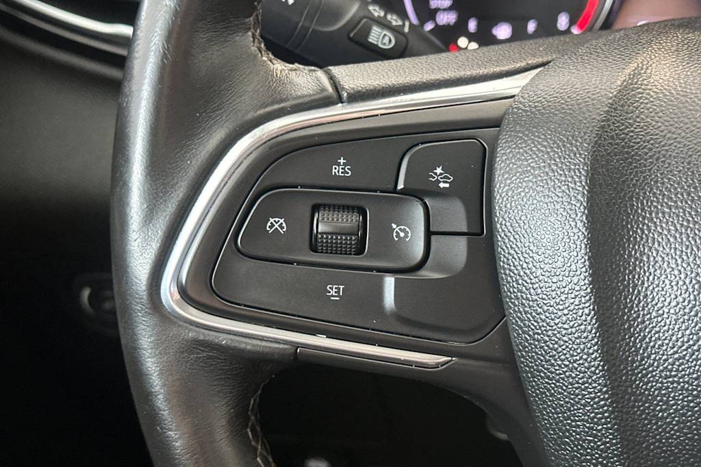 Thumbnail: 2021 Buick Encore GX - 28