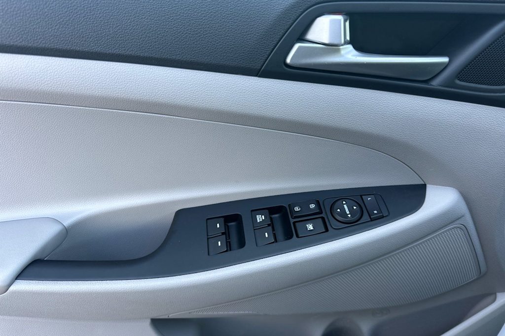 Thumbnail: 2019 Hyundai Tucson - 20