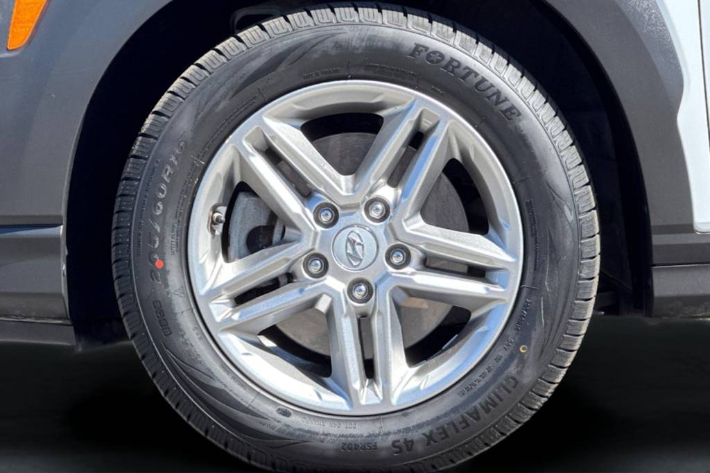 Thumbnail: 2021 Hyundai Kona - 7