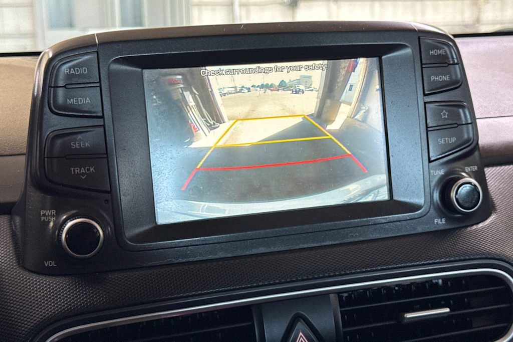 Thumbnail: 2021 Hyundai Kona - 24