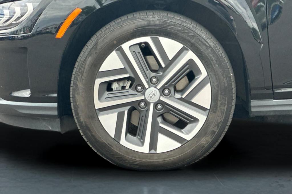 Thumbnail: 2023 Hyundai Kona - 6