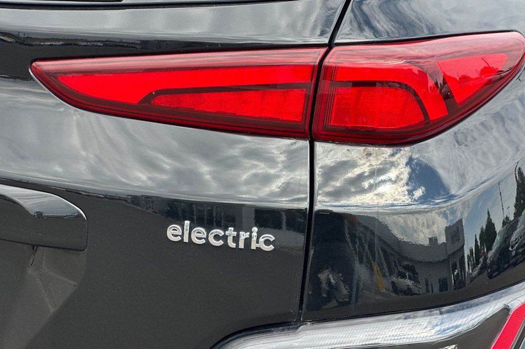 Thumbnail: 2023 Hyundai Kona - 32