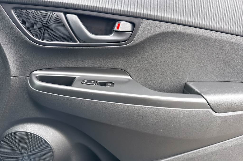 Thumbnail: 2022 Hyundai Kona - 23