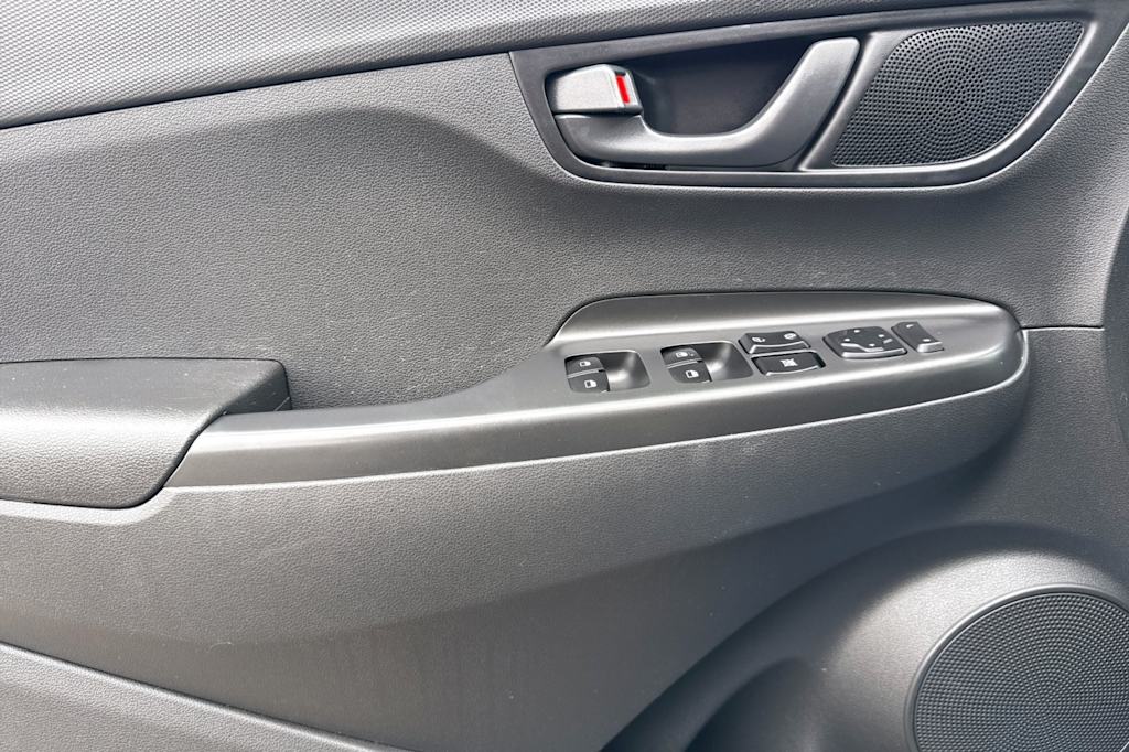 Thumbnail: 2022 Hyundai Kona - 21