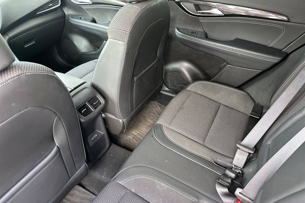 Thumbnail: 2022 Buick Envision - 9