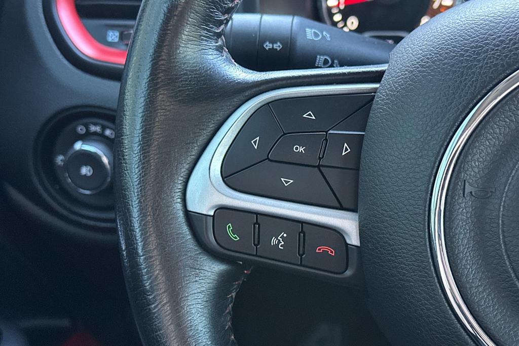 Thumbnail: 2023 Jeep Renegade - 29