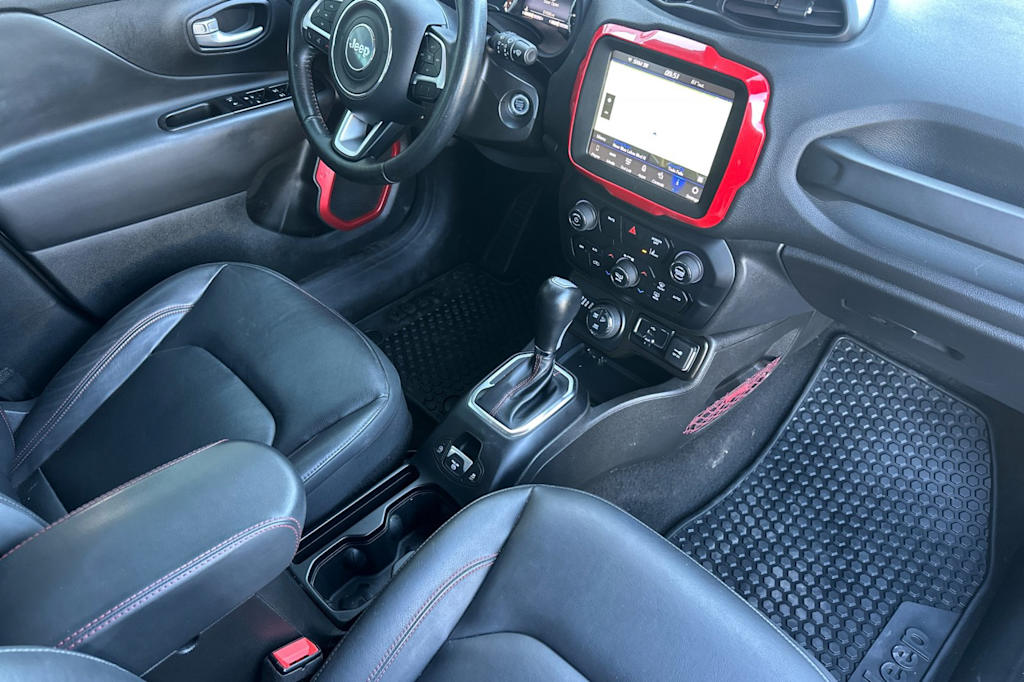 Thumbnail: 2023 Jeep Renegade - 9