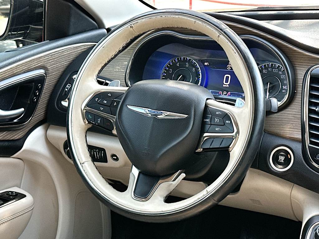 Thumbnail: 2015 Chrysler 200 - 12