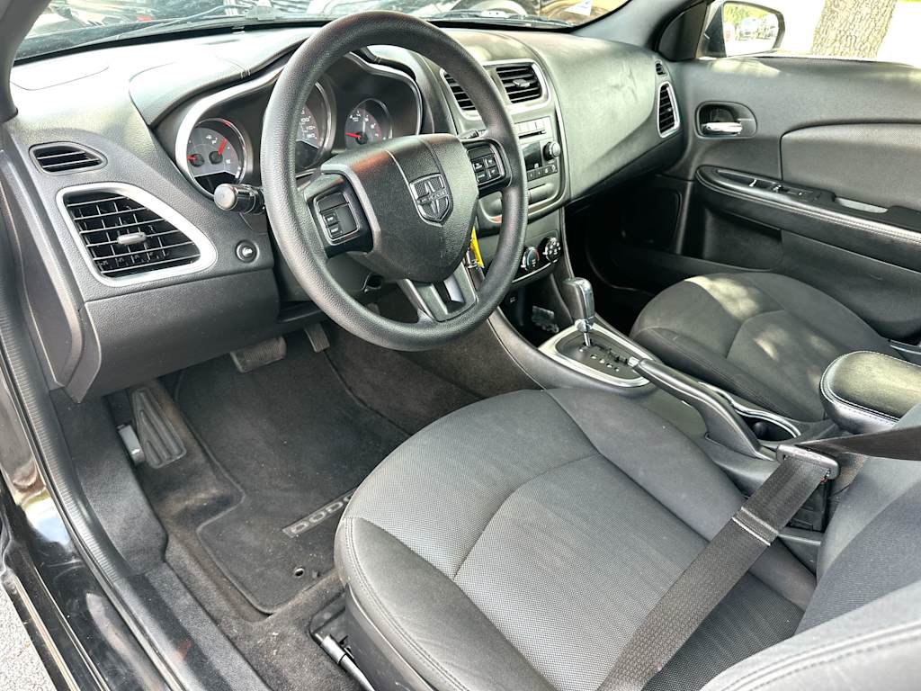 Thumbnail: 2013 Dodge Avenger - 2