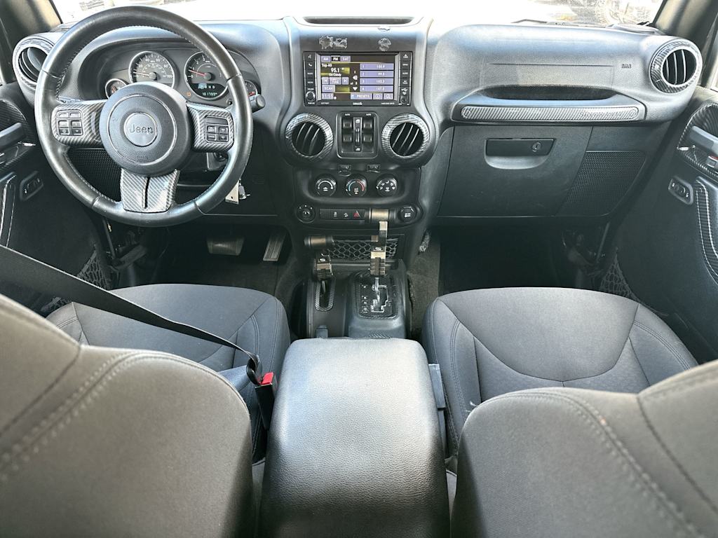 Thumbnail: 2017 Jeep Wrangler - 9