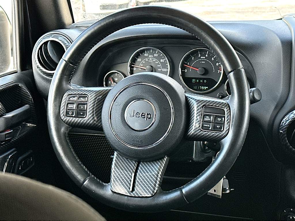 Thumbnail: 2017 Jeep Wrangler - 12